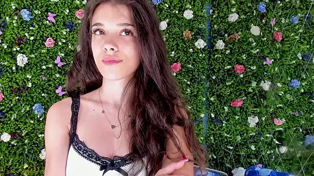 BabyAylin from StripChat