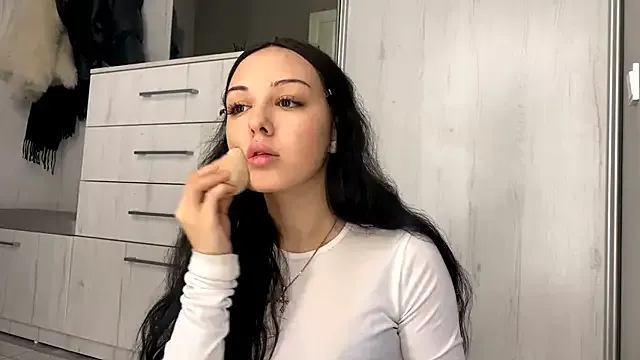 BabyEmi from StripChat is Freechat