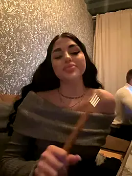 babygirllilly from StripChat is Freechat