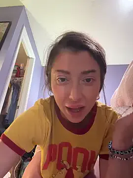 babygirlxchlo from StripChat is Freechat