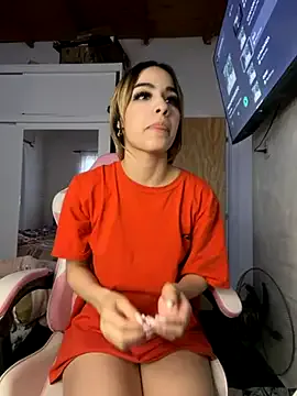 Girls: try live performances with matured performers, from dancing to quirks, in a variety of beautiful sex cams.