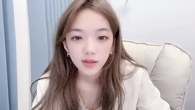 babyting-888- from StripChat is Freechat