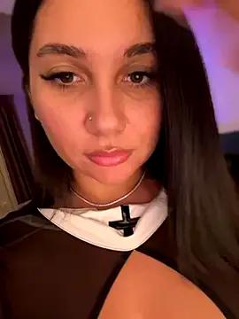 Babyyboomm from StripChat