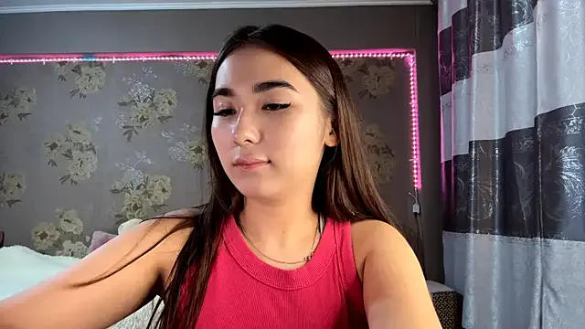 BahaiHeaven from StripChat is Freechat