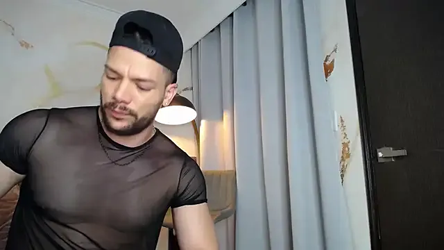 bakersboyssexys from StripChat is Freechat