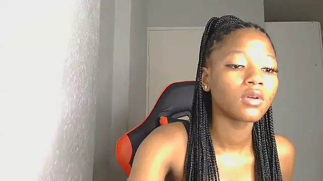 Ballenciaa from StripChat is Freechat