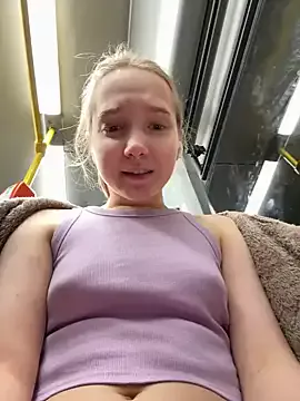 Bambi_lu from StripChat