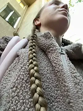 Bambi_lu from StripChat