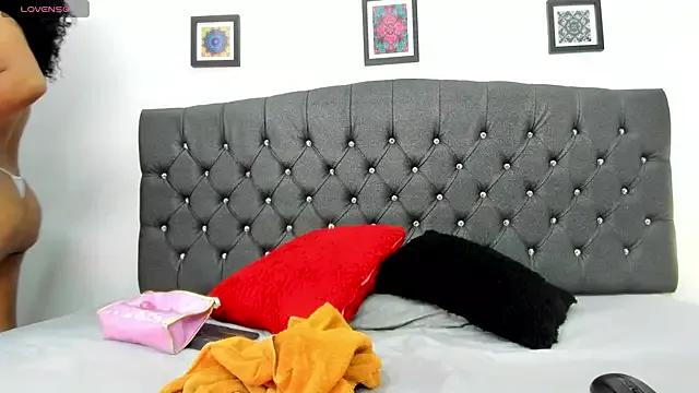 Girls: try live performances with matured performers, from dancing to quirks, in a variety of beautiful sex cams.