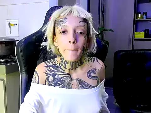 barbara_anal_squirt_ from StripChat is Freechat