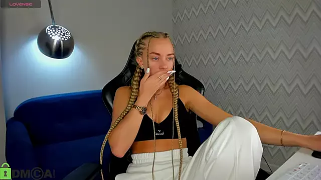 Girls: try live performances with matured performers, from dancing to quirks, in a variety of beautiful sex cams.