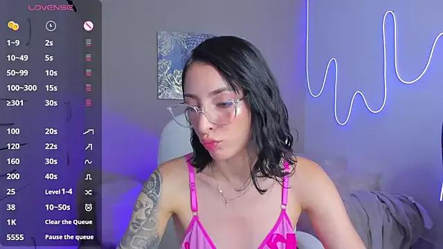 Girls: try live performances with matured performers, from dancing to quirks, in a variety of beautiful sex cams.