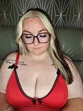 BBW_Diamond_xox from StripChat