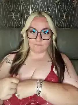 BBW_Diamond_xox from StripChat