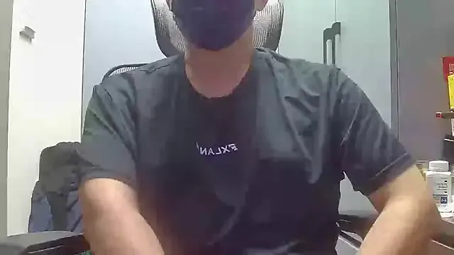 beartopslave from StripChat is Freechat