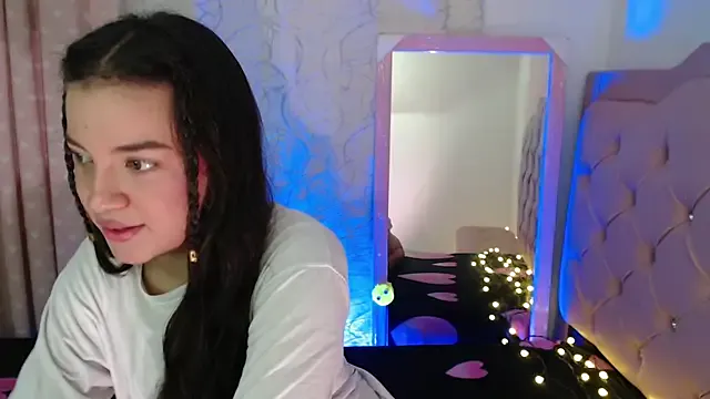 Girls: try live performances with matured performers, from dancing to quirks, in a variety of beautiful sex cams.