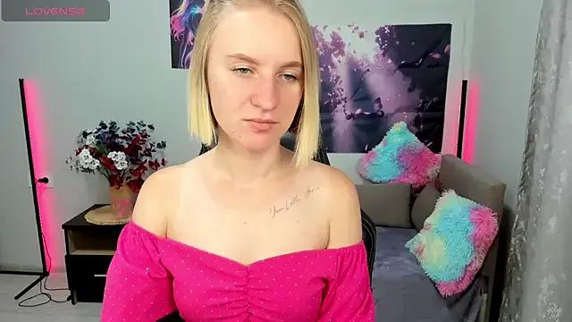Girls: try live performances with matured performers, from dancing to quirks, in a variety of beautiful sex cams.