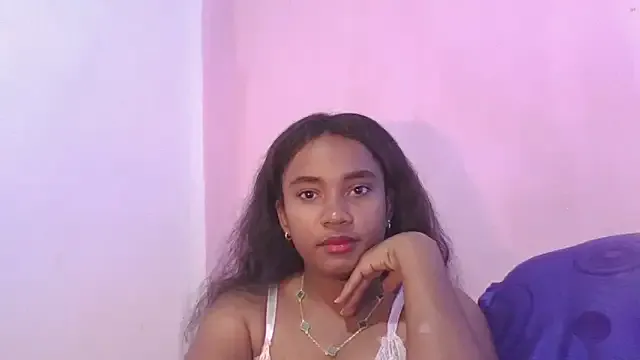 Behla_rouseh from StripChat is Freechat