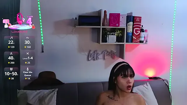 Girls: try live performances with matured performers, from dancing to quirks, in a variety of beautiful sex cams.