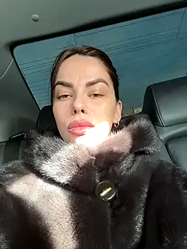 Bella-Flower from StripChat is Freechat