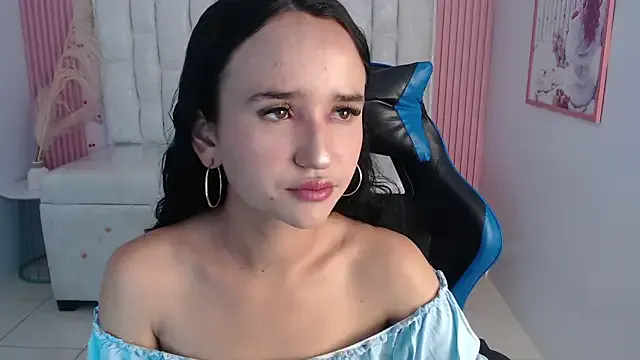 Bella_vibess_s from StripChat