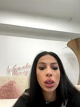 Girls: try live performances with matured performers, from dancing to quirks, in a variety of beautiful sex cams.