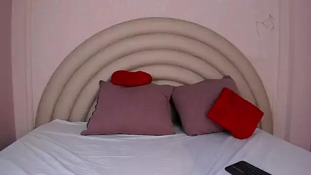 BellaaRos from StripChat
