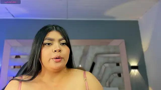 BellaBoobs_ from StripChat