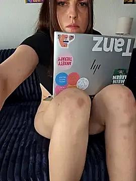 Girls: try live performances with matured performers, from dancing to quirks, in a variety of beautiful sex cams.