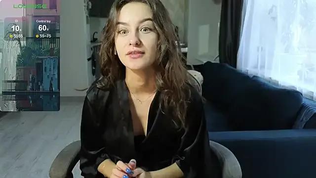 BelleWild from StripChat is Freechat