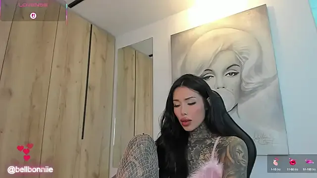 Belllbonniie from StripChat
