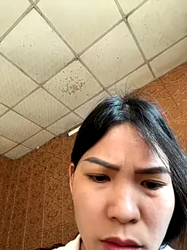 Beolulu from StripChat is Freechat