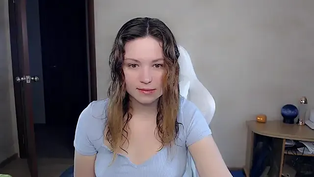 BettyGinger from StripChat