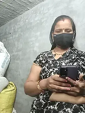 Bhabhi_jaan10 from StripChat is Freechat