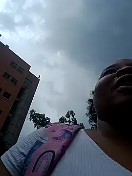 Bigasshott_ from StripChat is Freechat