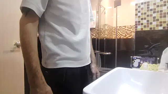 BigDickDaddddy from StripChat is Freechat