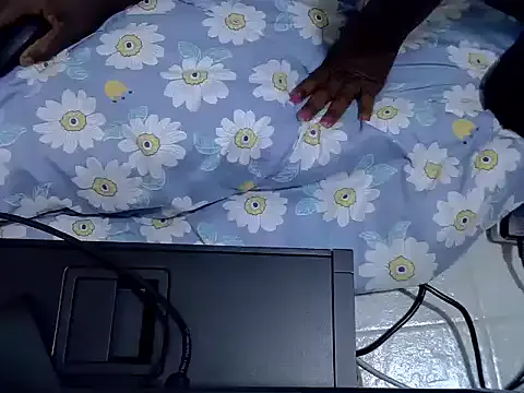 Black_Ebonyqueen from StripChat is Freechat