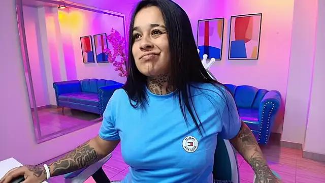 Black_roseee from StripChat is Freechat