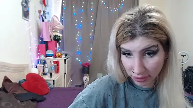 Girls: try live performances with matured performers, from dancing to quirks, in a variety of beautiful sex cams.