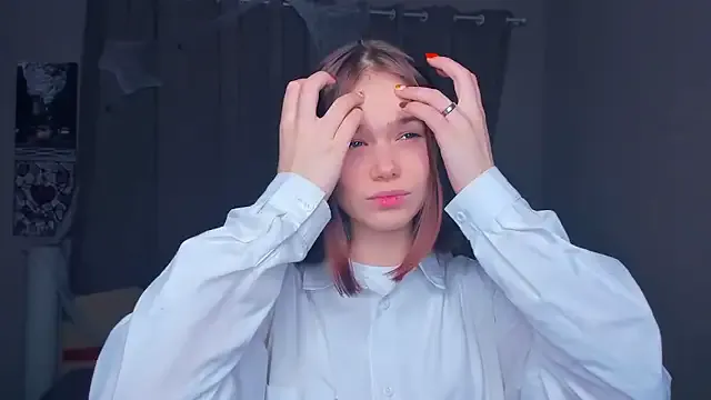 BlairAmmon from StripChat is Freechat