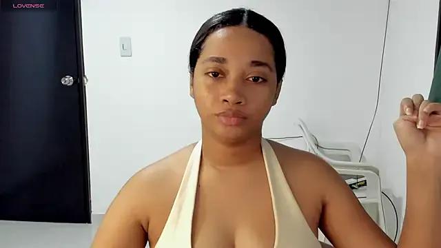 BlairWest_ from StripChat is Freechat