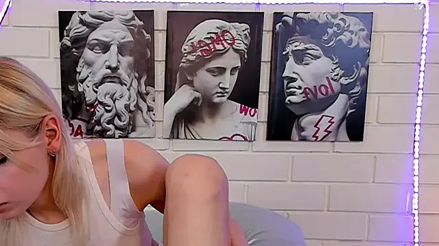 Girls: try live performances with matured performers, from dancing to quirks, in a variety of beautiful sex cams.