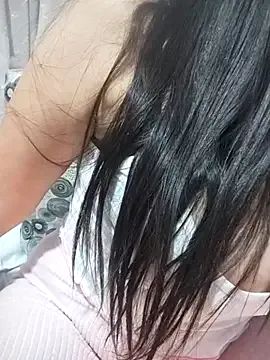 bodysexya from StripChat is Freechat