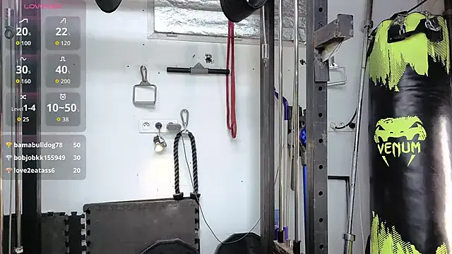 boiteasex from StripChat is Freechat