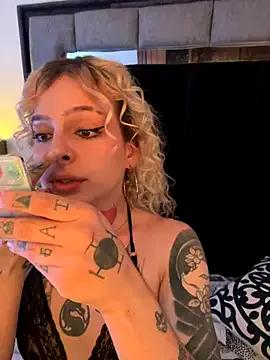 Bonnie_vega from StripChat