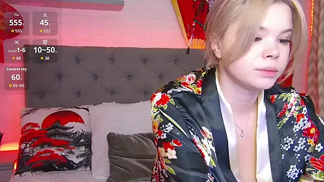 Born_to_Blow from StripChat is Freechat