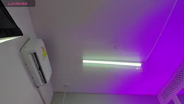 Boy2Boy_Aheat from StripChat is Freechat