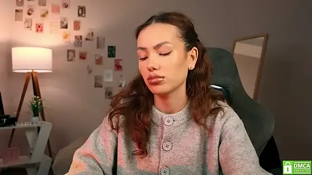 branchwithflowerss from StripChat is Freechat