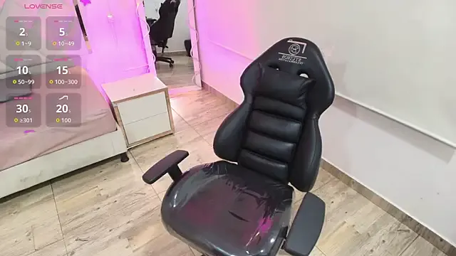 Girls: try live performances with matured performers, from dancing to quirks, in a variety of beautiful sex cams.