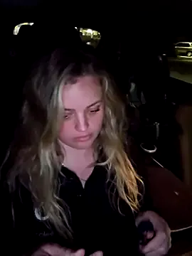 Bridgette03 from StripChat is Freechat